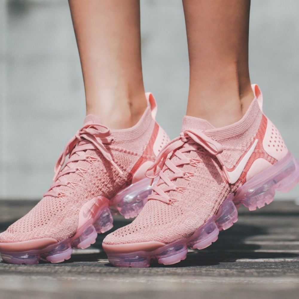 Vapormax 2.0 Pink Brand NEW in Box sz 7